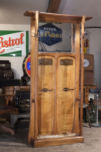 porte manteau ancien art nouveau en chene 